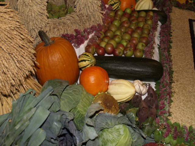 erntdankaltar2015020.jpg