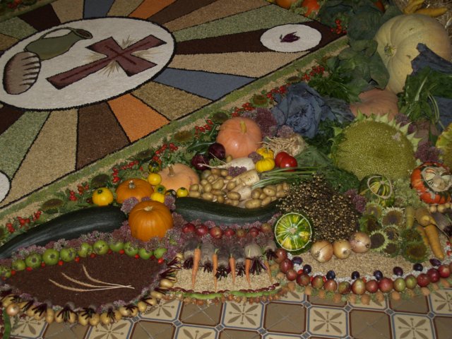 erntedankaltar2016002.jpg