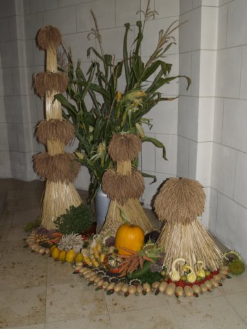 erntedankaltar2016005.jpg