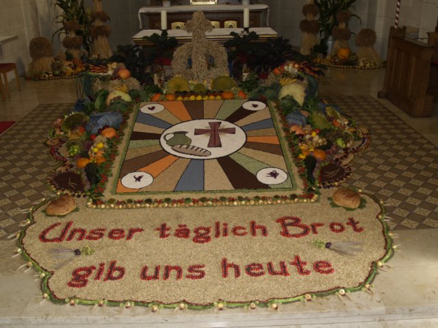 erntedankaltar2016013.jpg